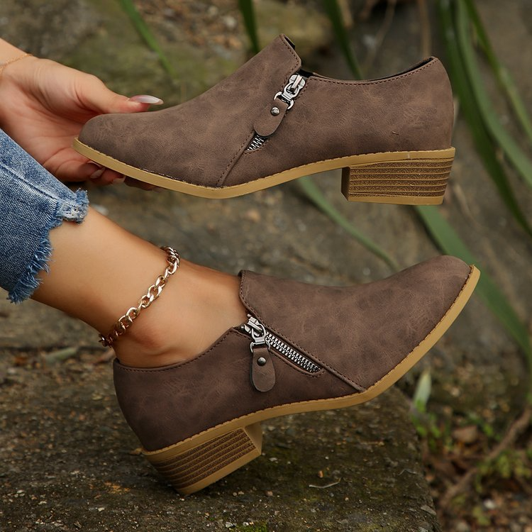 Dragkedjestövlar – Komfort möter stil i varje steg