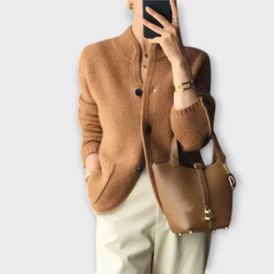 Högknäppt cardigan med knappar – Oansträngd elegans